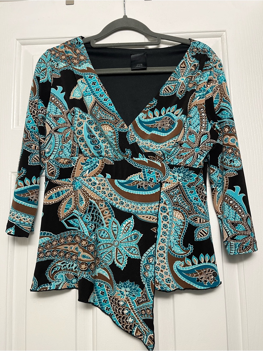 Paisley V-Neck Asymmetric Hem Tunic in Black and Teal